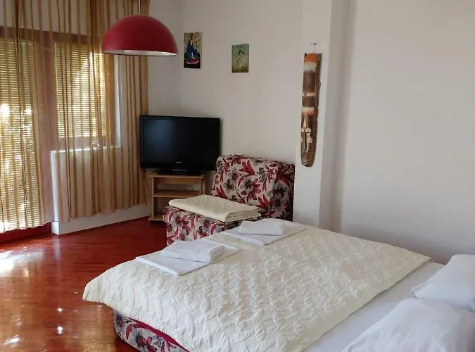 果阿莫斯塔尔旅馆 3*