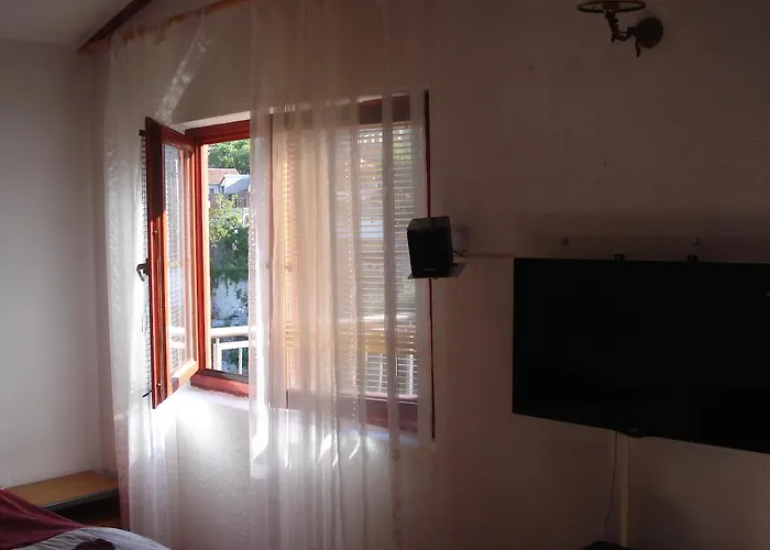 果阿莫斯塔尔旅馆 莫斯塔尔