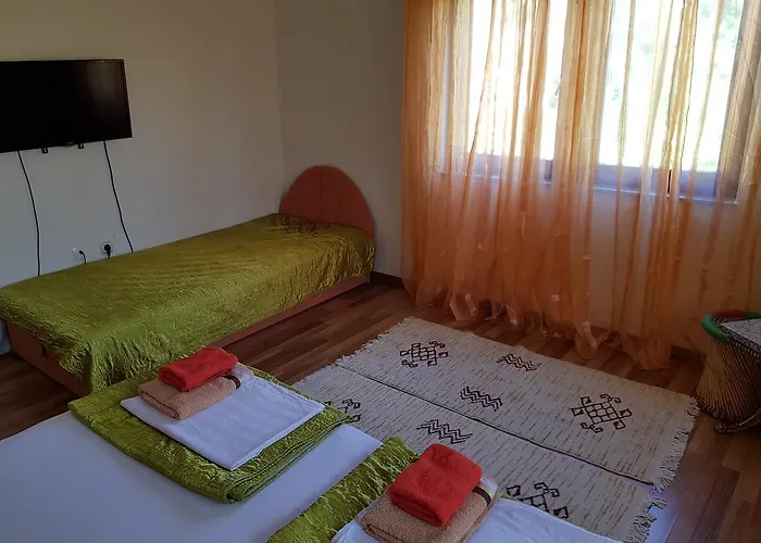 果阿莫斯塔尔旅馆 招待所 3*